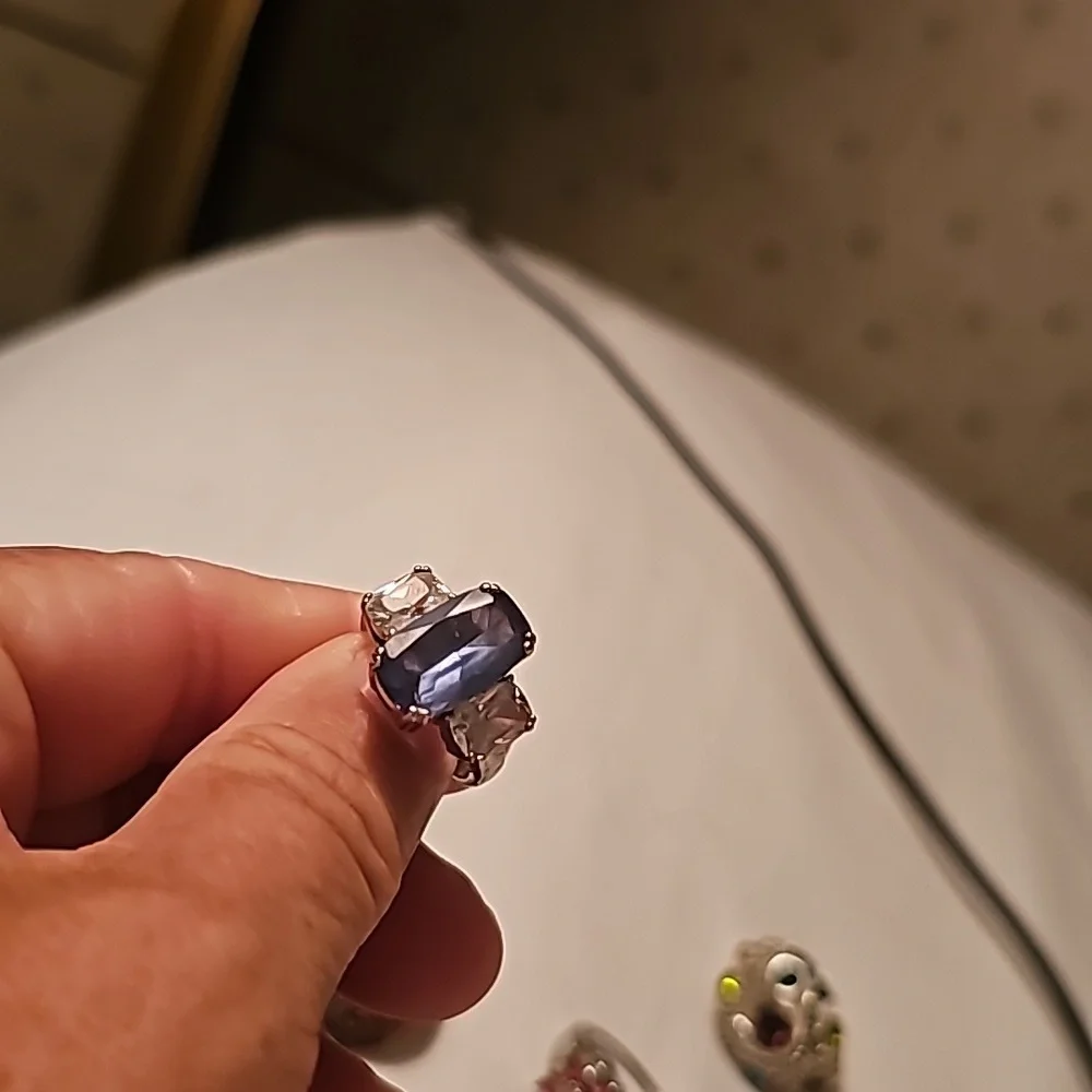 Rings - Picture 3 of 10